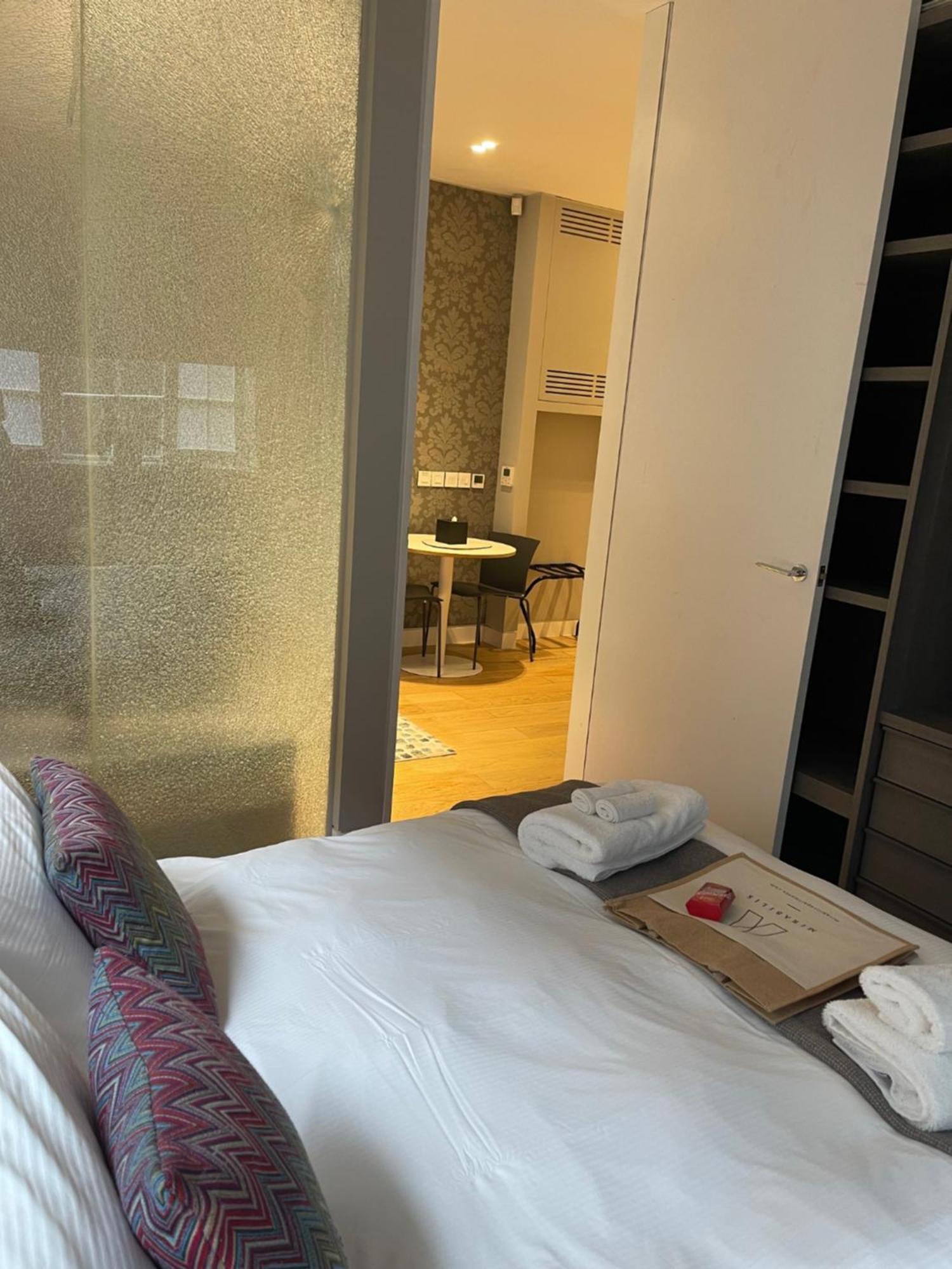 Mirabilis Apartments - Bayham Place 런던 외부 사진